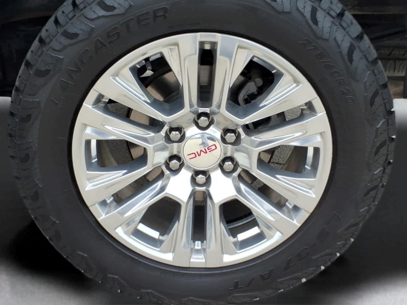 Used 2021 GMC Sierra 1500 Denali w/ Technology Package AWD/4WD image 8