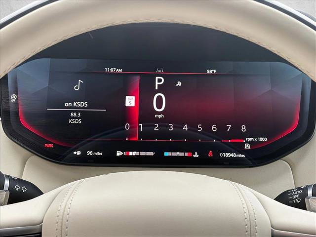 Used 2024 Land Rover Range Rover SE image 11