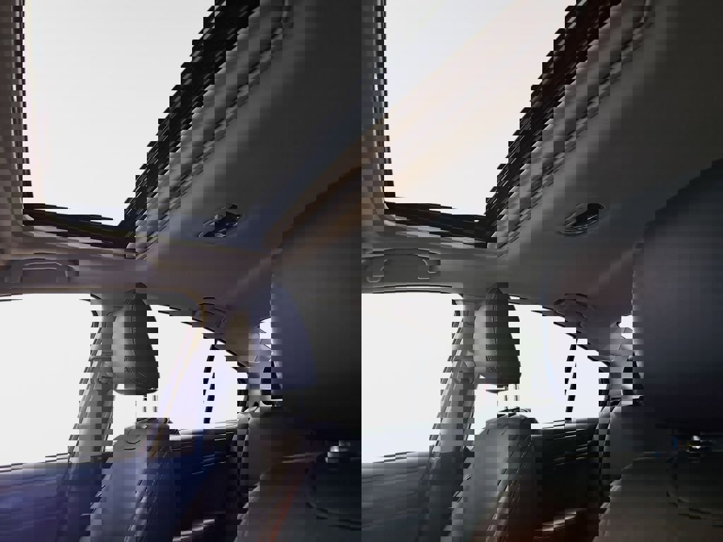 Used 2016 Subaru Legacy 3.6R Limited image 32