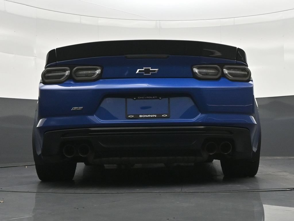 Used 2020 Chevrolet Camaro SS RWD image 26
