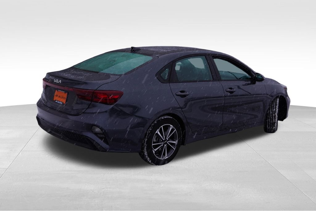 Certified 2022 Kia Forte LXS w/ LXS Technology Package image 6