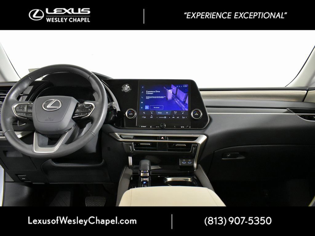 Used 2024 Lexus RX 350 FWD w/ Technology Package image 27