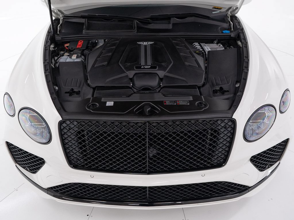 Certified 2023 Bentley Bentayga AWD/4WD image 47