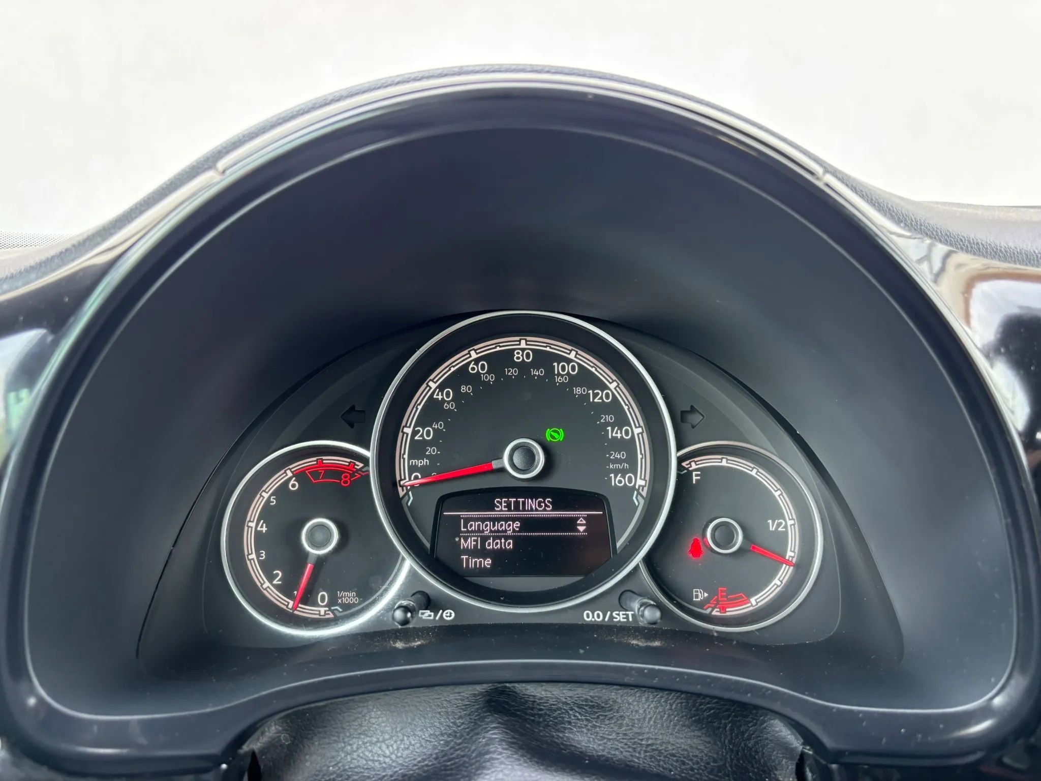 Used 2019 Volkswagen Beetle 2.0T S image 25