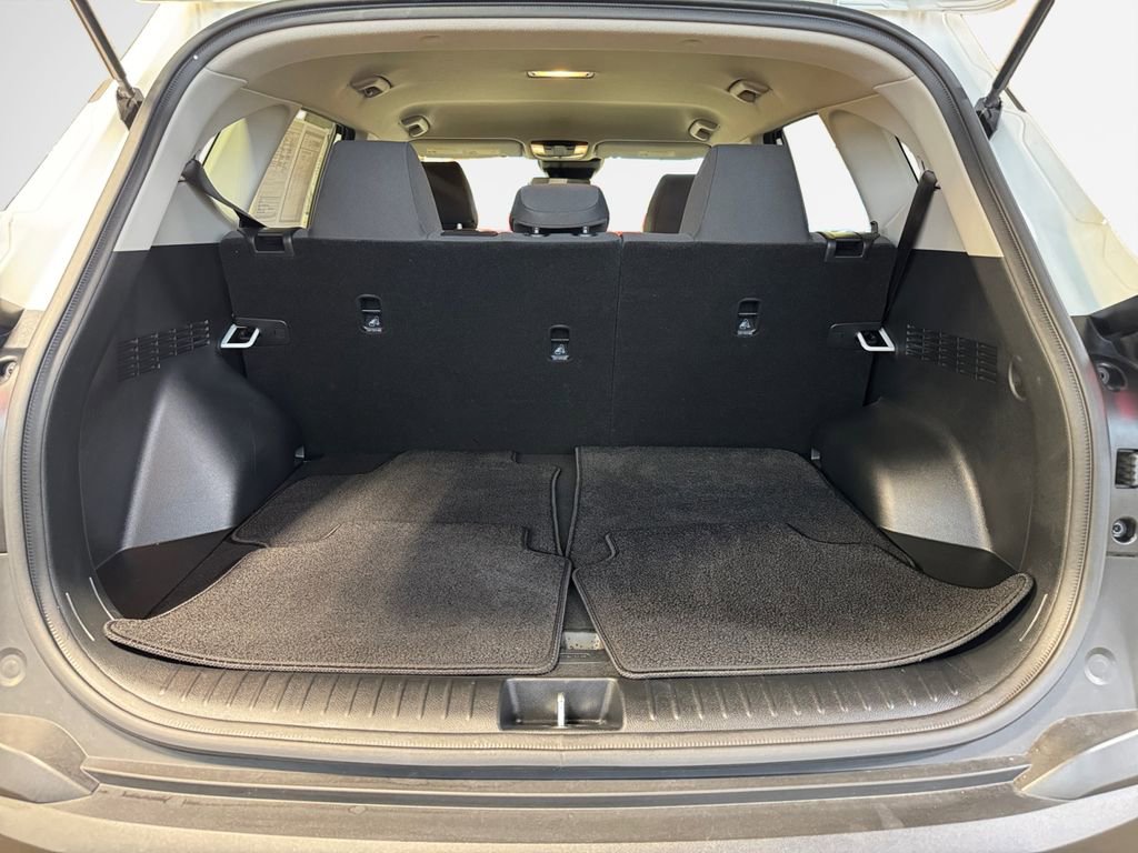 Certified 2025 Kia Seltos LX AWD/4WD image 25