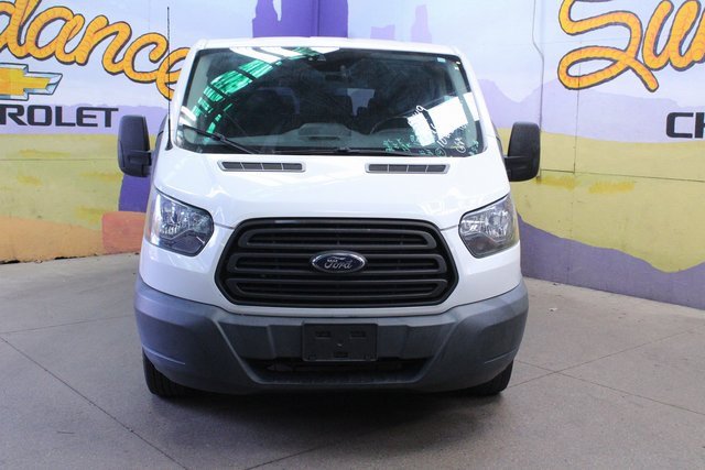 Used 2016 Ford Transit 150 XL image 3