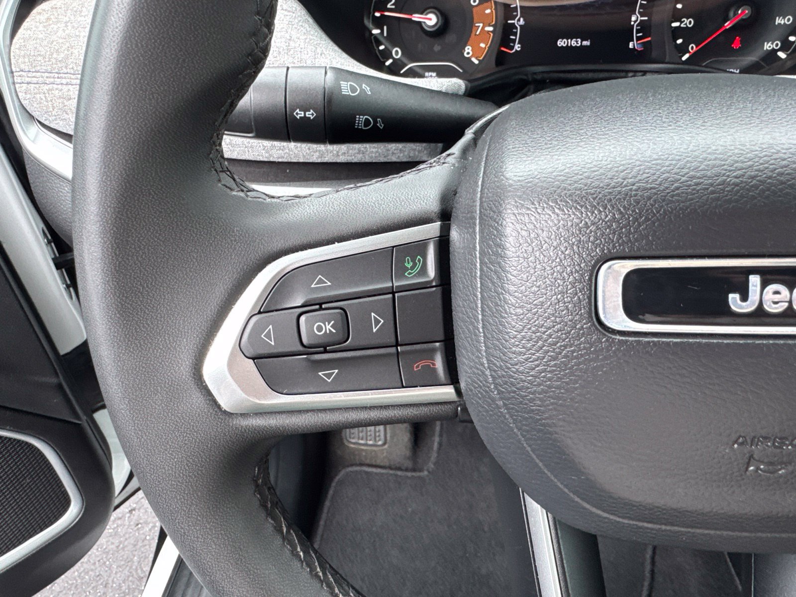 Used 2024 Jeep Compass Latitude AWD/4WD image 19