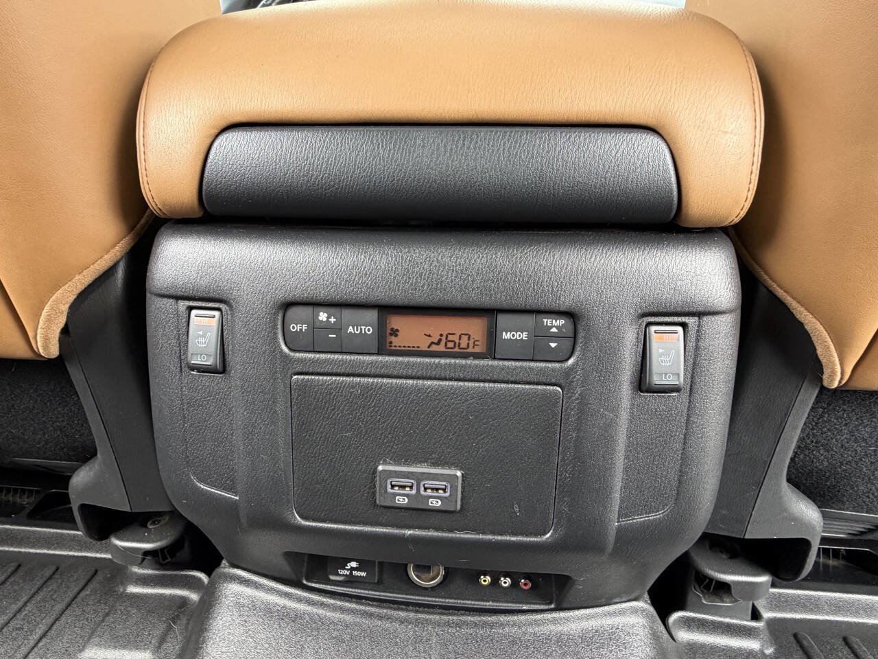 Used 2017 Nissan Armada Platinum w/ Captain Seat Package AWD/4WD image 33