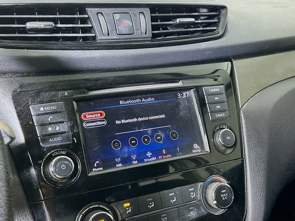 Used 2019 Nissan Rogue Sport S FWD image 13