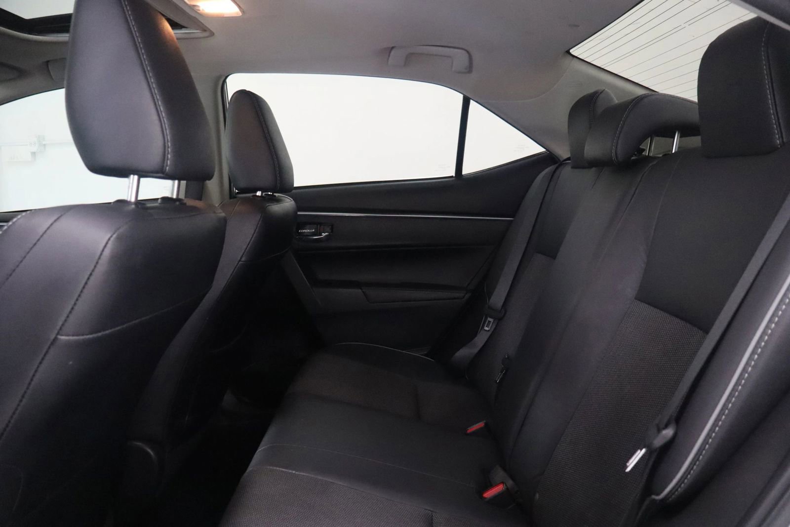 Used 2014 Toyota Corolla S image 12