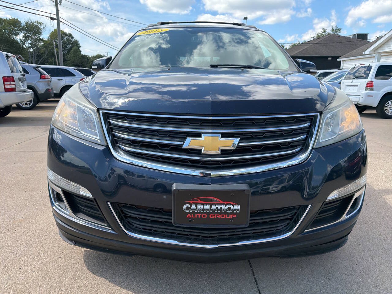 Used 2015 Chevrolet Traverse LT FWD image 3