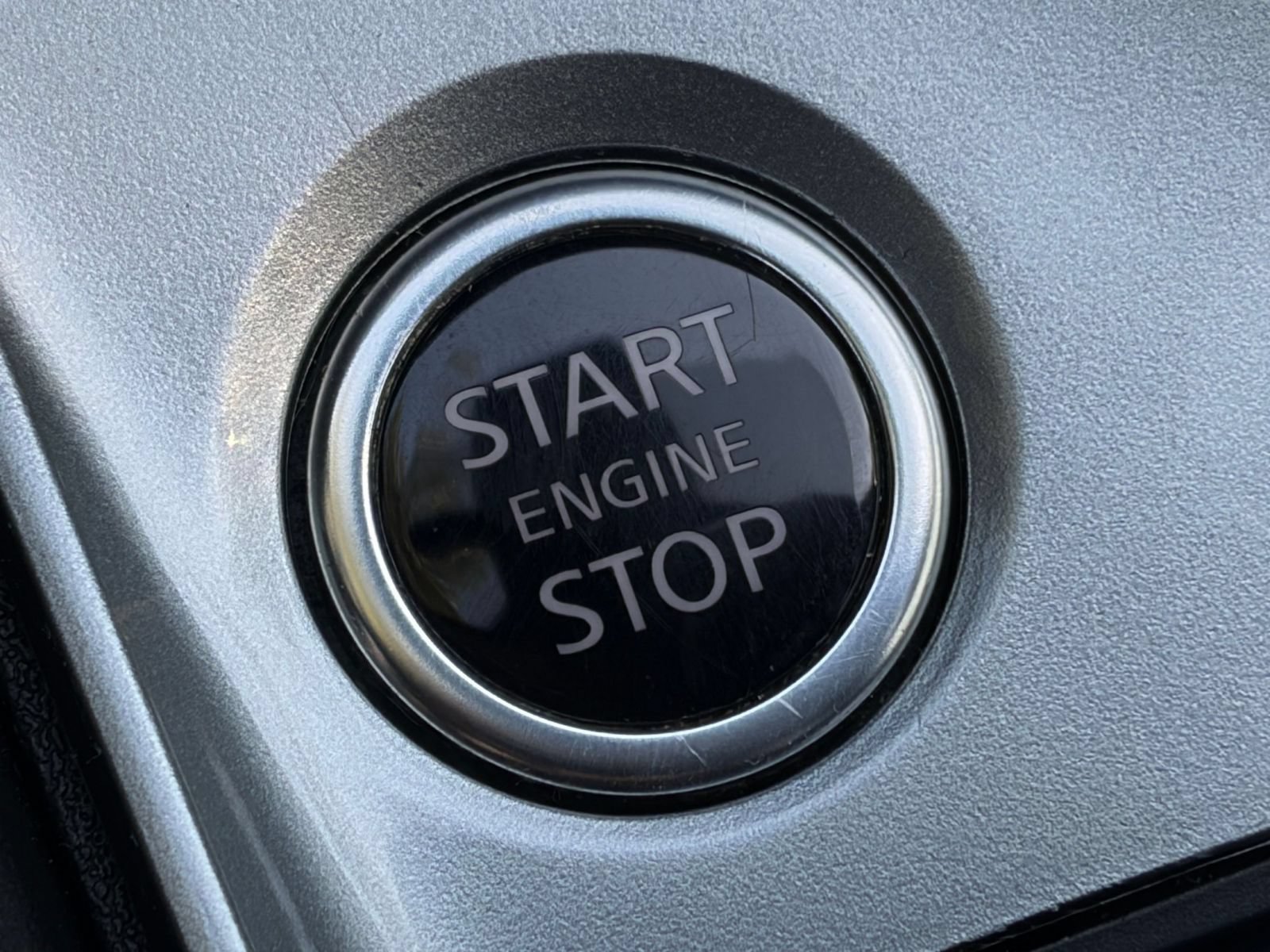 Used 2025 Nissan Altima 2.5 SV FWD image 16