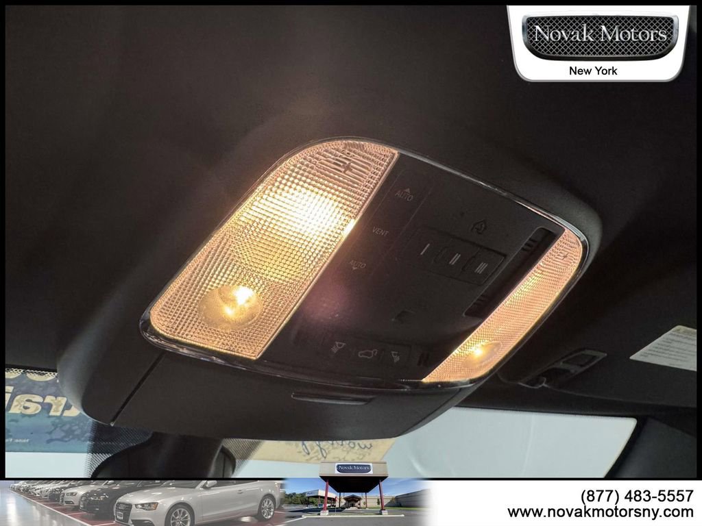 Used 2022 Jeep Grand Cherokee Limited image 23