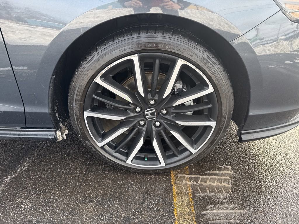 Certified 2023 Honda Accord Touring image 14