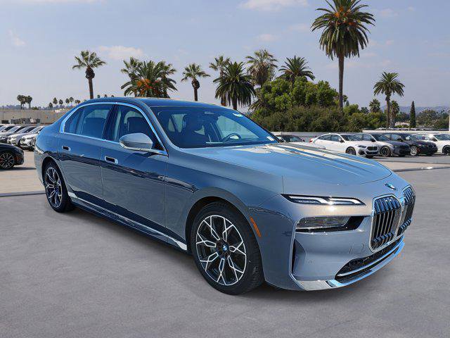 New 2025 BMW i7 eDrive50 w/ Premium Package image 3