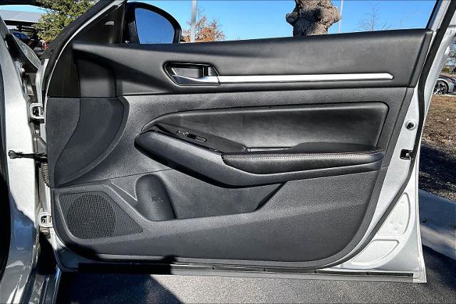 Certified 2024 Nissan Altima 2.5 SR w/ SR Premium Package image 23