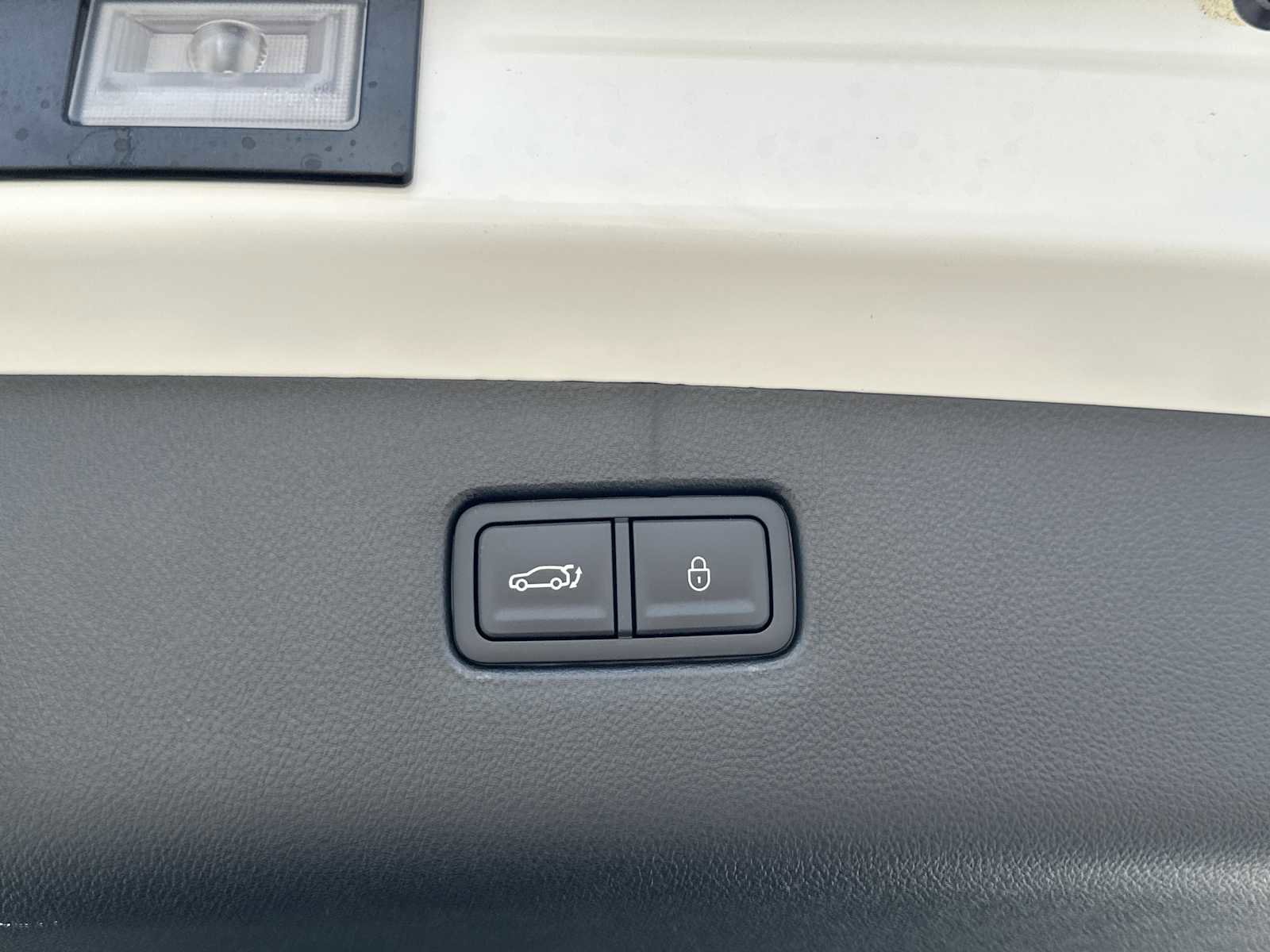 New 2026 Genesis GV70 2.5T Advanced w/ G1 Accessory Package image 25