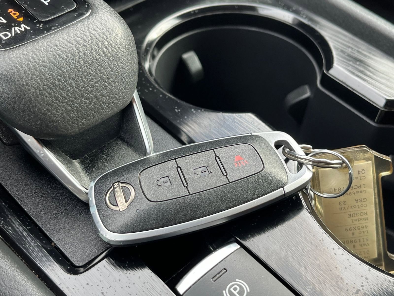 Used 2023 Nissan Rogue S AWD/4WD image 21