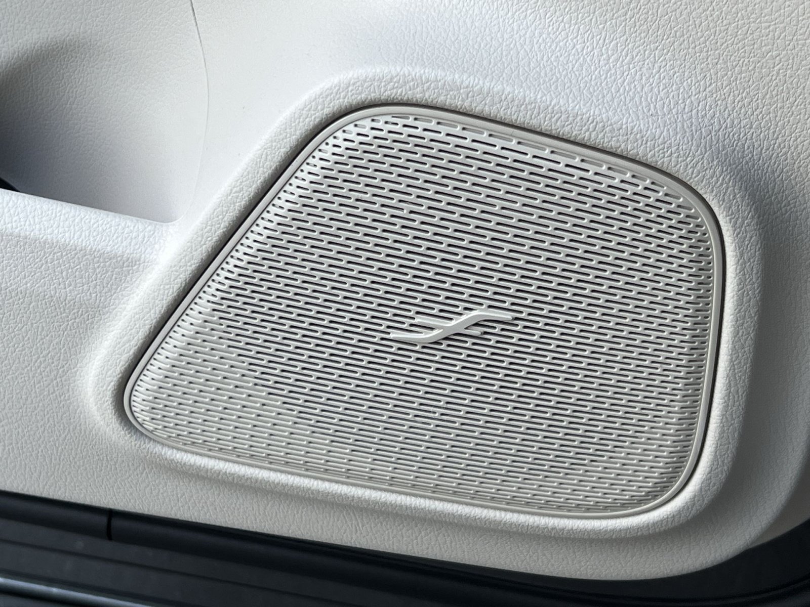 New 2026 Mercedes-Benz GLA 250 4MATIC image 41