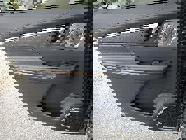 New 2026 Buick Enclave Avenir w/ Super Cruise Package image 12