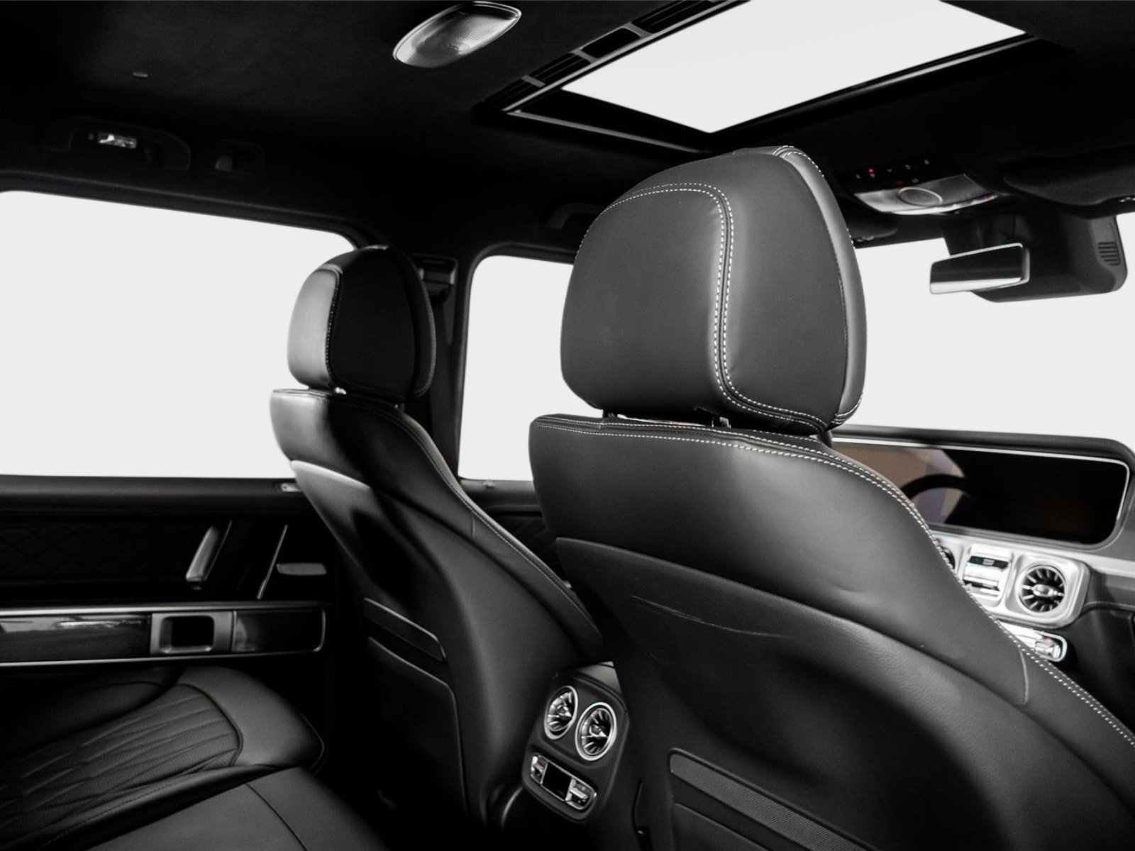 Used 2025 Mercedes-Benz G 63 AMG 4MATIC image 57