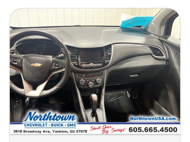 Used 2022 Chevrolet Trax LT w/ LT Convenience Package AWD/4WD image 12