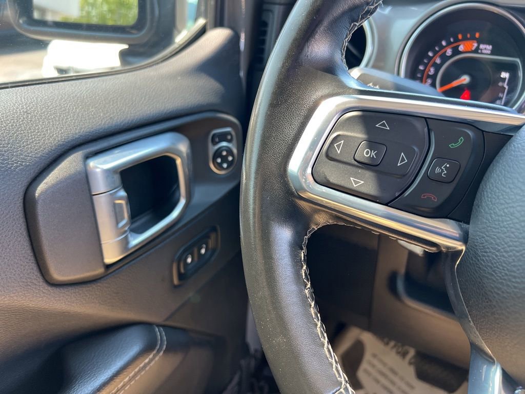 Used 2021 Jeep Wrangler Unlimited Sahara w/ Uconnect 4C Nav & Sound Group AWD/4WD image 21