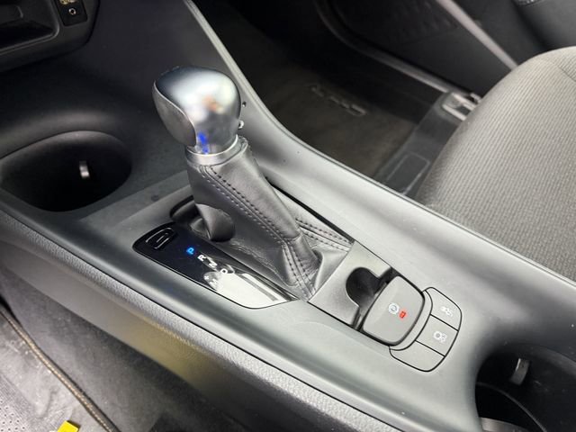 Used 2019 Toyota C-HR LE FWD image 17