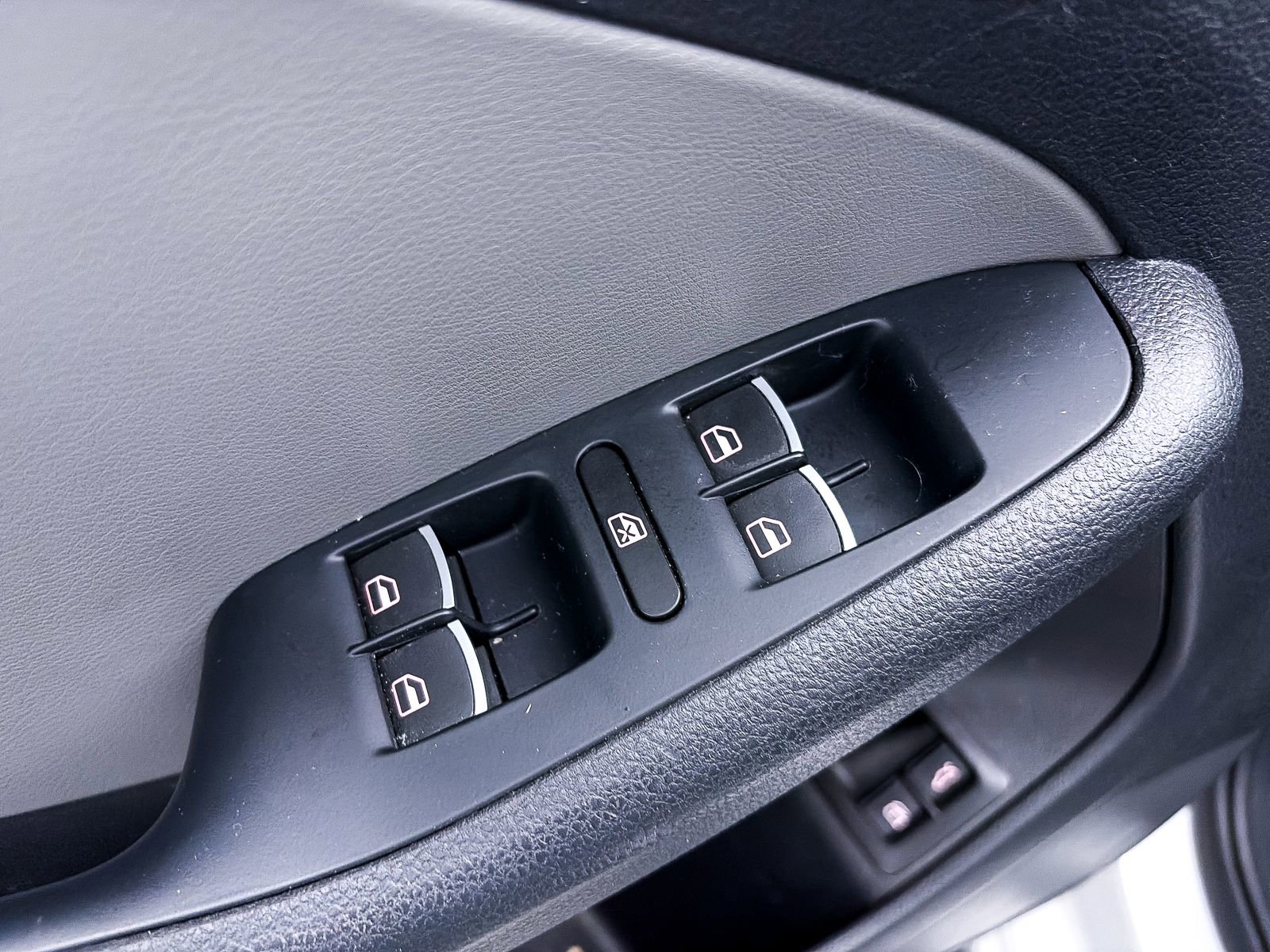 Used 2013 Volkswagen Jetta SEL image 13