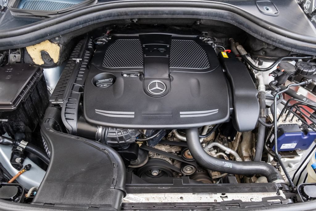 Used 2015 Mercedes-Benz ML 350 4MATIC w/ Premium 1 Package image 34