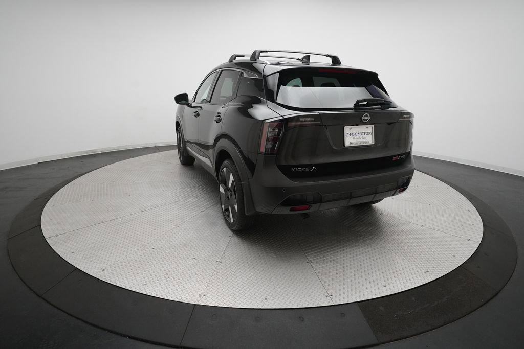 Certified 2026 Nissan Kicks SR w/ Cold Weather Package image 33