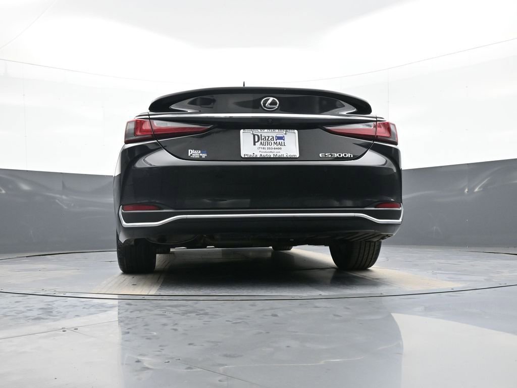Used 2024 Lexus ES 300h w/ Premium Package FWD image 32