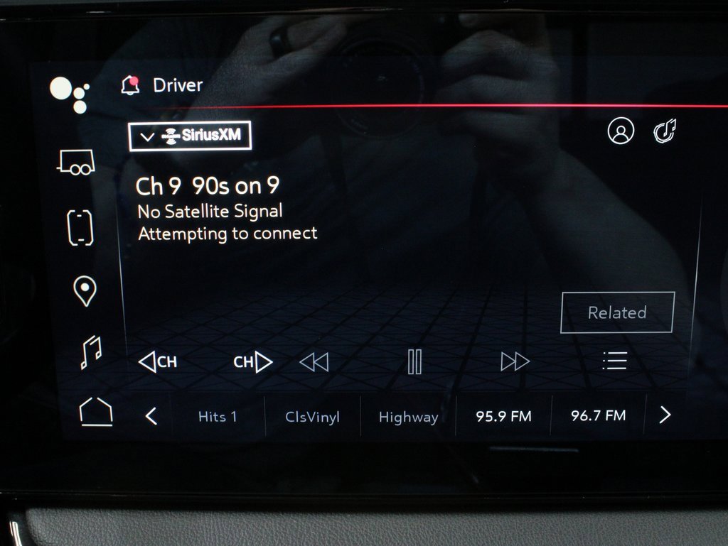 Used 2024 GMC Sierra 1500 AT4 image 25