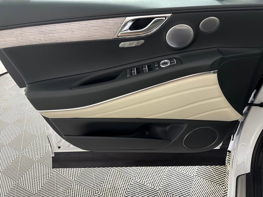 New 2026 Genesis GV80 3.5T Advanced image 12