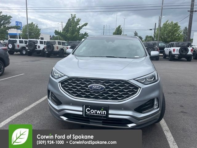 Used 2020 Ford Edge Titanium w/ Equipment Group 301A AWD/4WD image 17