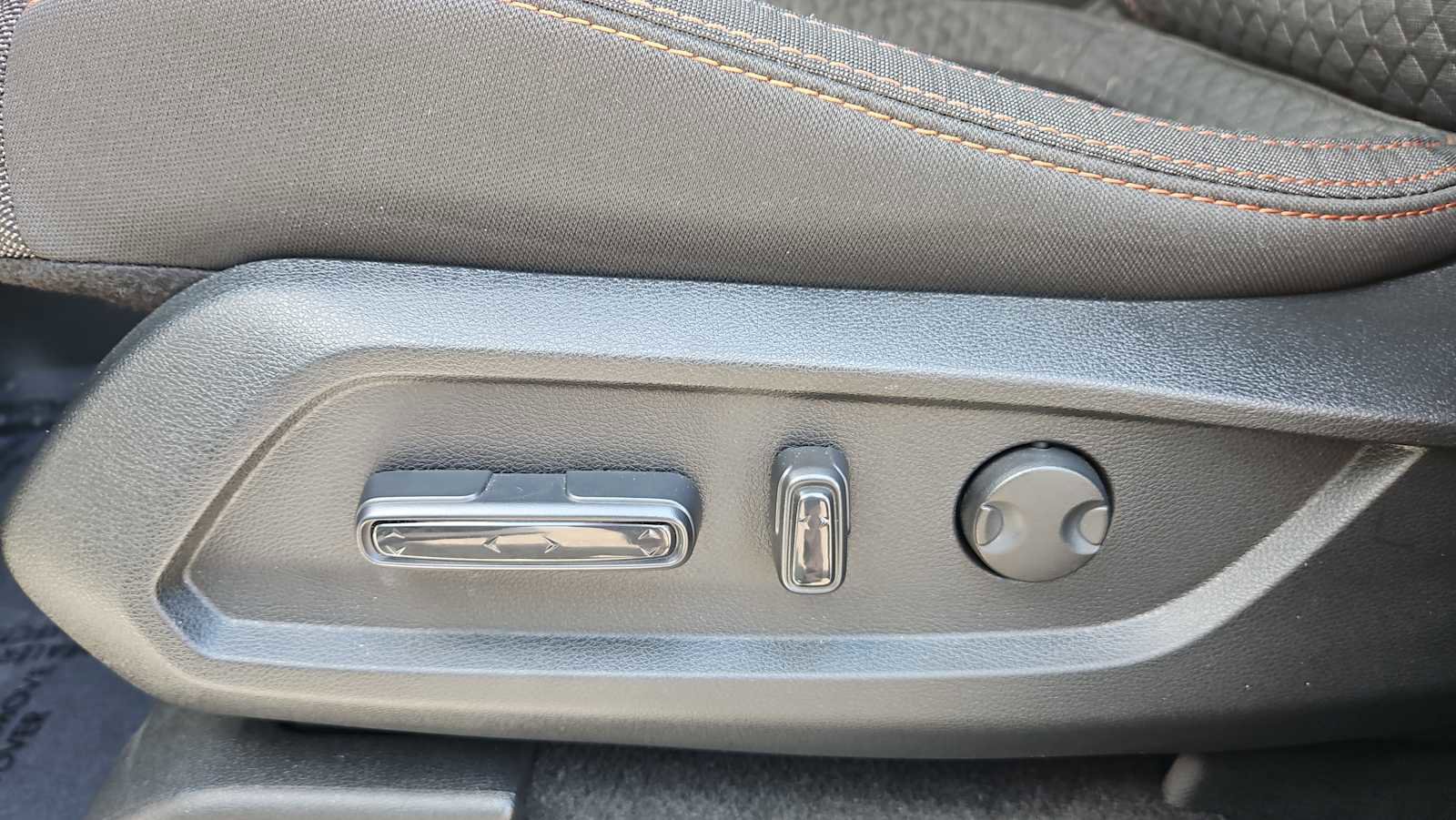 Certified 2025 Honda Pilot Sport image 14