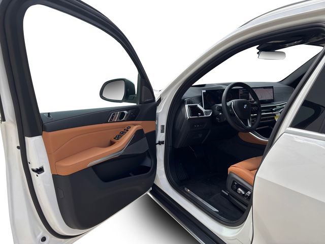 Used 2026 BMW X5 xDrive40i w/ Climate Comfort Package image 20