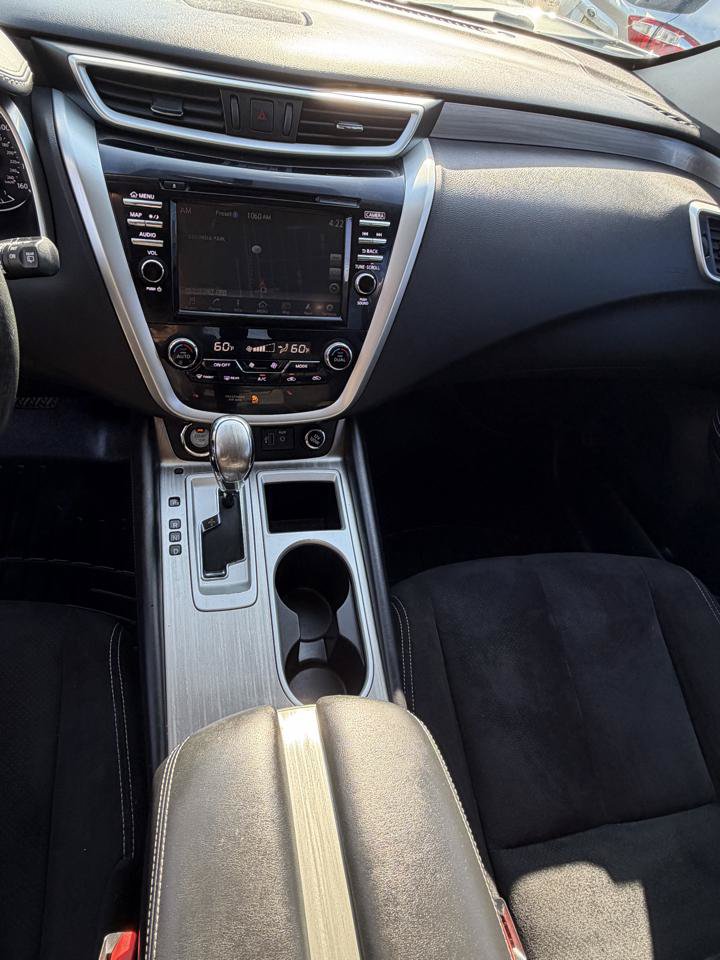 Used 2018 Nissan Murano SV AWD/4WD image 18