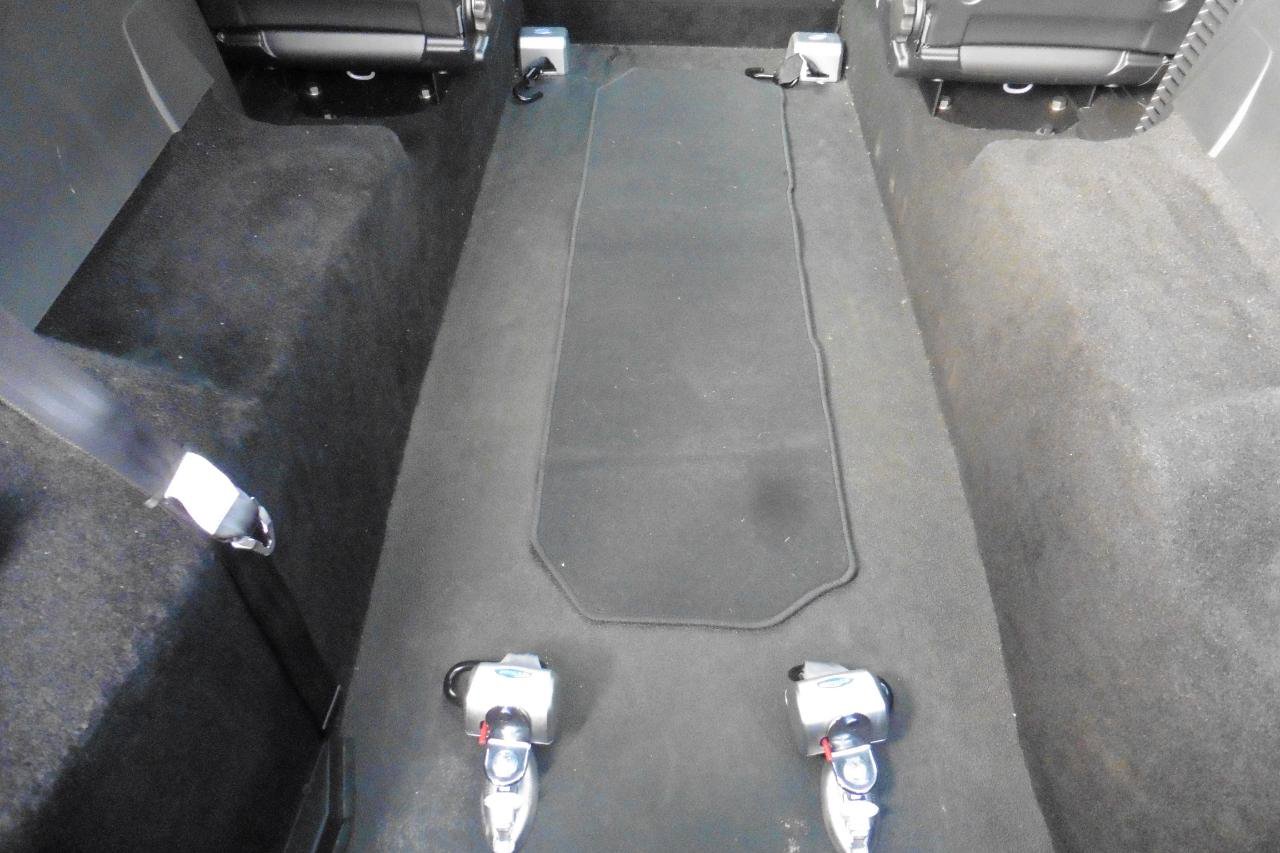 Used 2025 Chevrolet Traverse LT w/ Sun and Wheel Package image 9