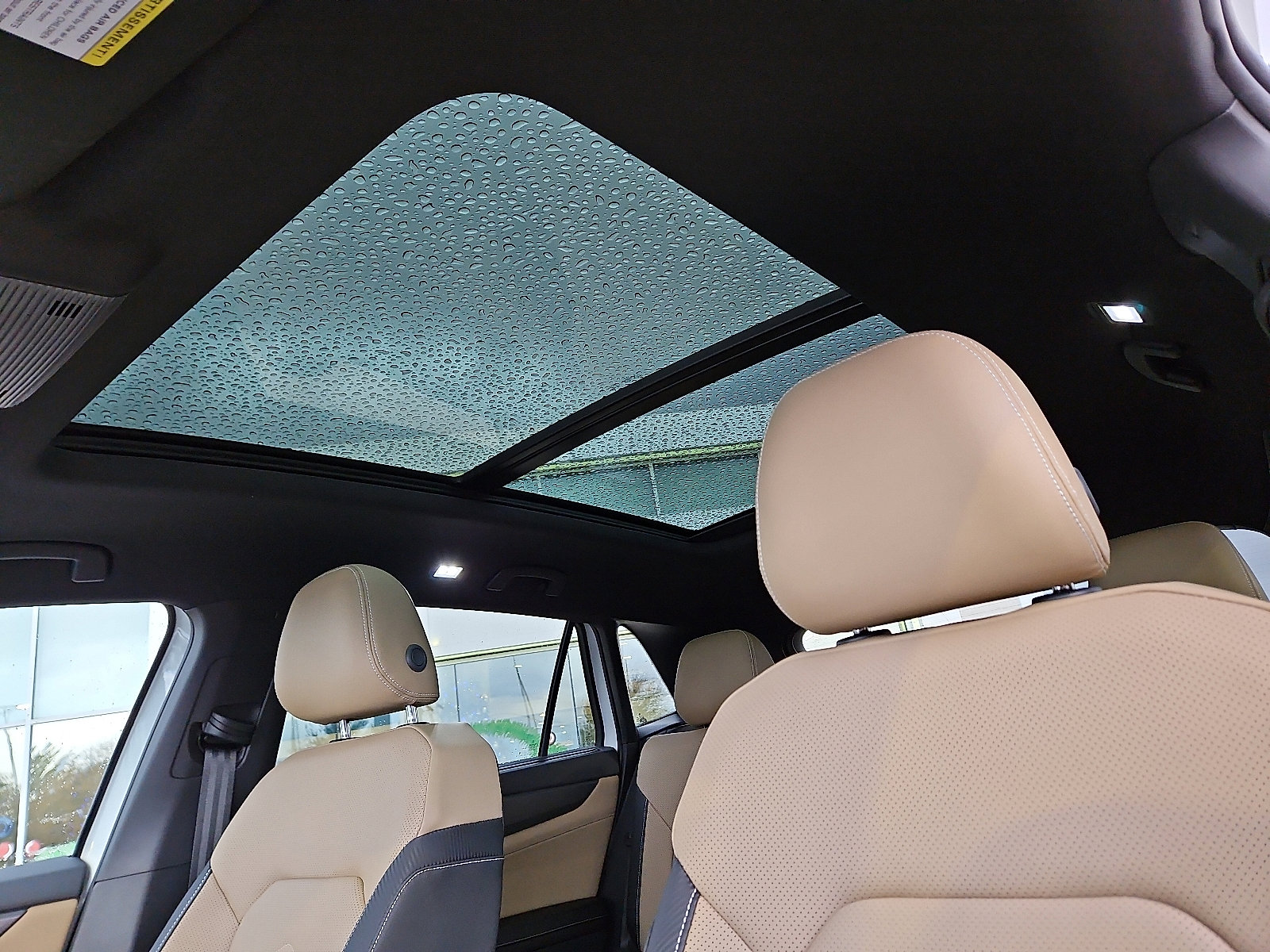 New 2026 Volkswagen Atlas Cross Sport SE image 12