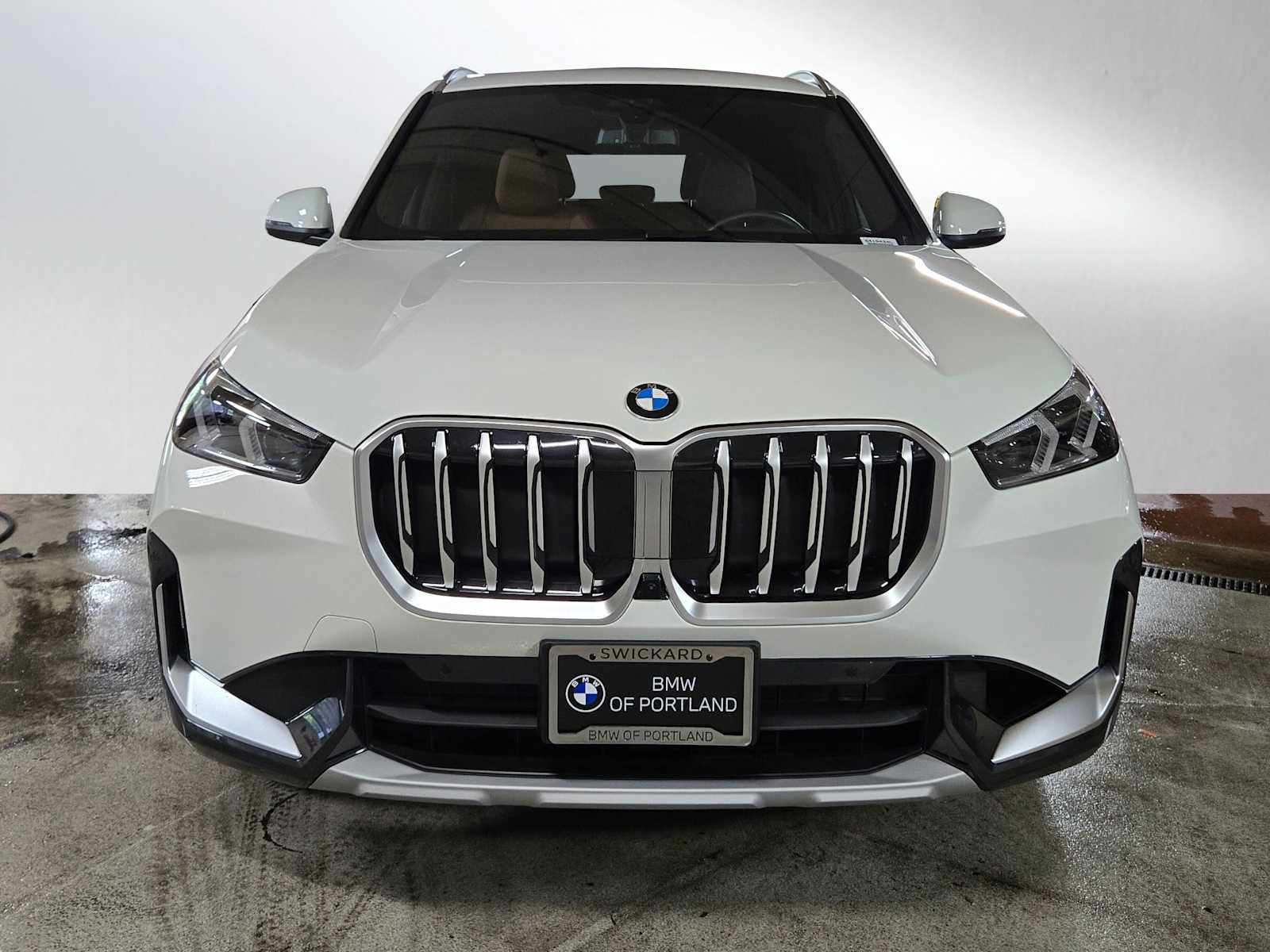Used 2026 BMW X1 xDrive28i w/ Technology Package AWD/4WD image 9