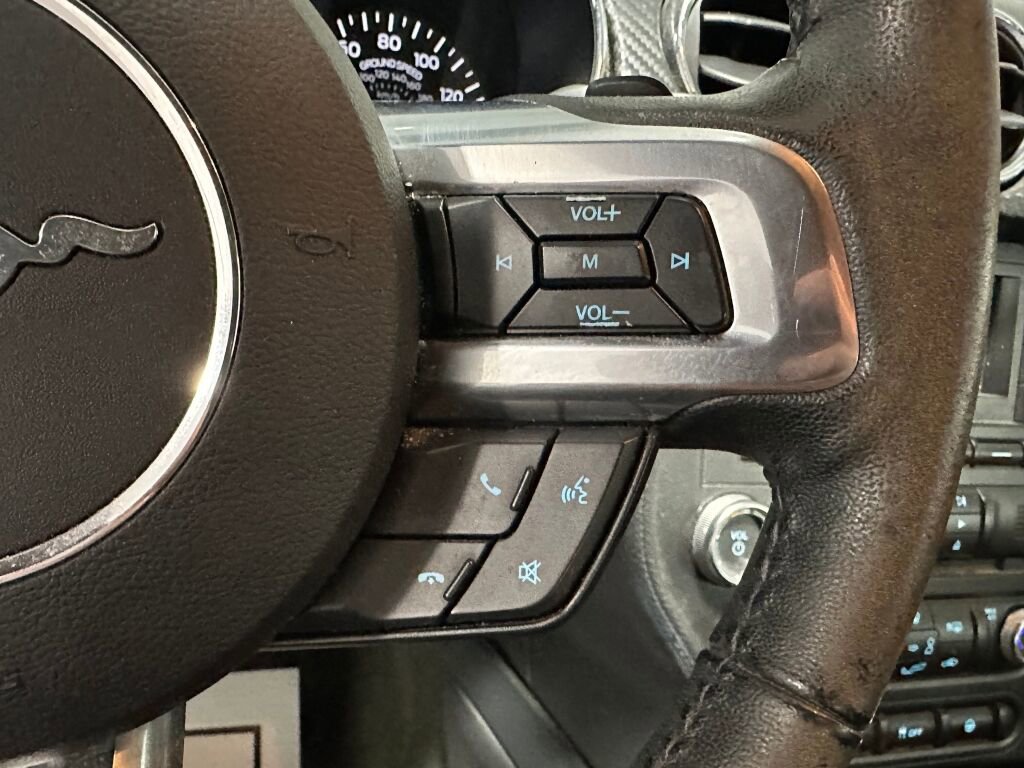 Used 2016 Ford Mustang Convertible image 13