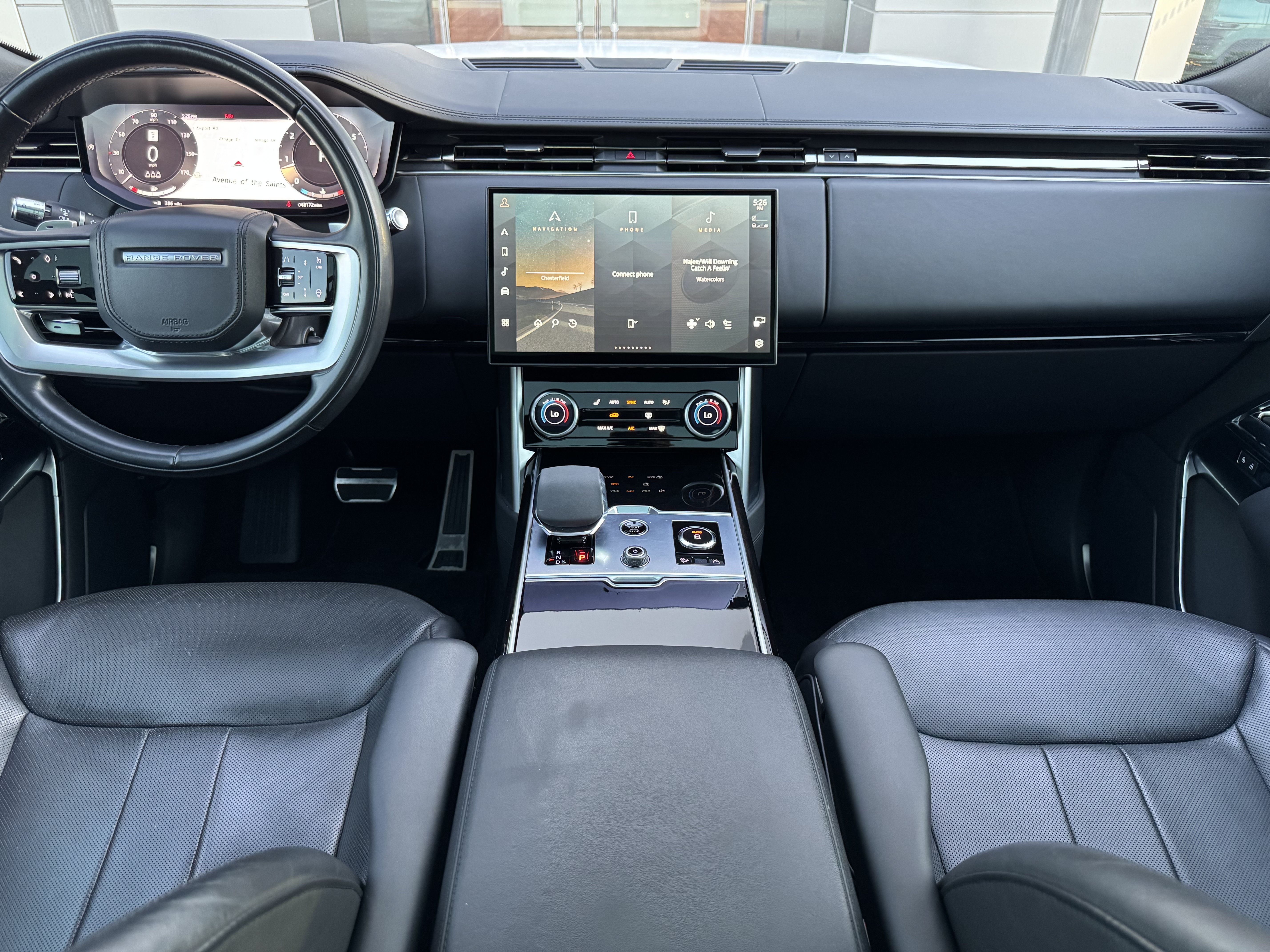Used 2022 Land Rover Range Rover SE AWD/4WD image 4