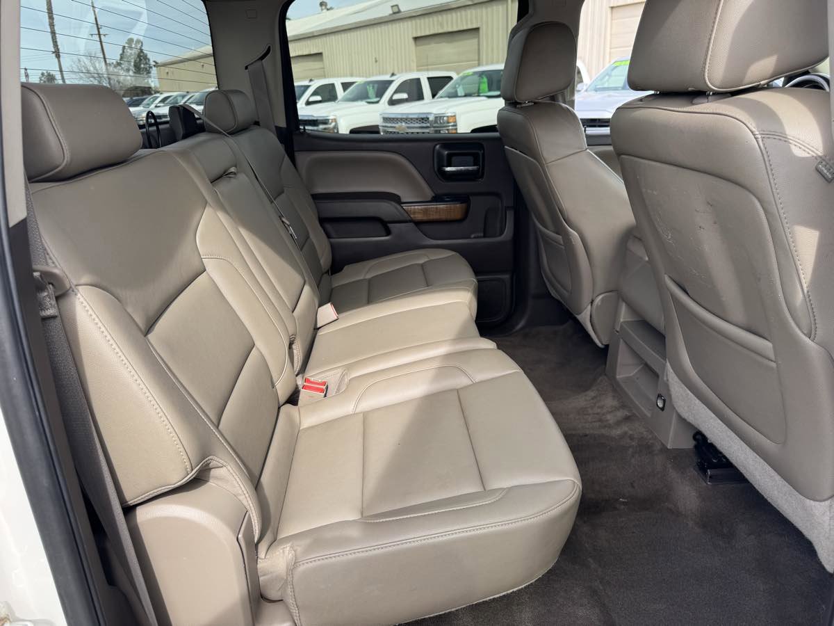 Used 2015 GMC Sierra 1500 SLT w/ Suspension Package, Off-Road image 17