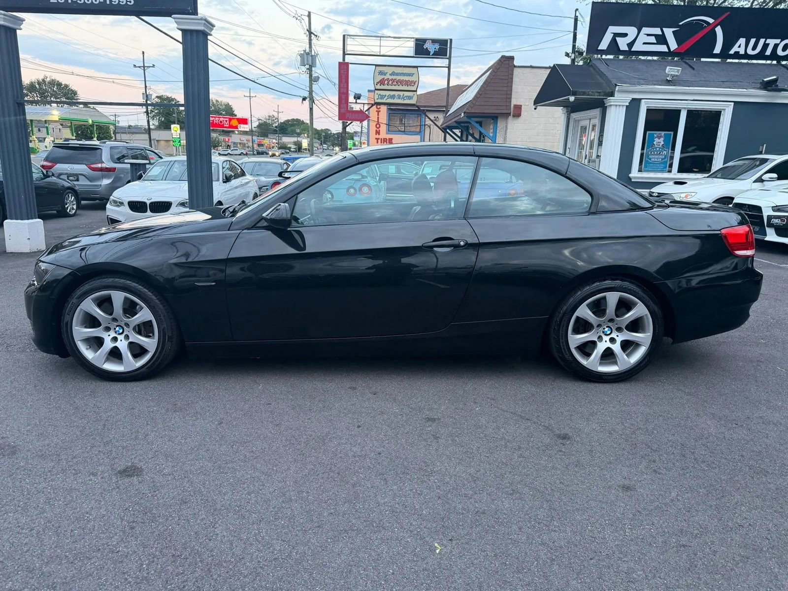 Used 2007 BMW 335i Convertible RWD image 3