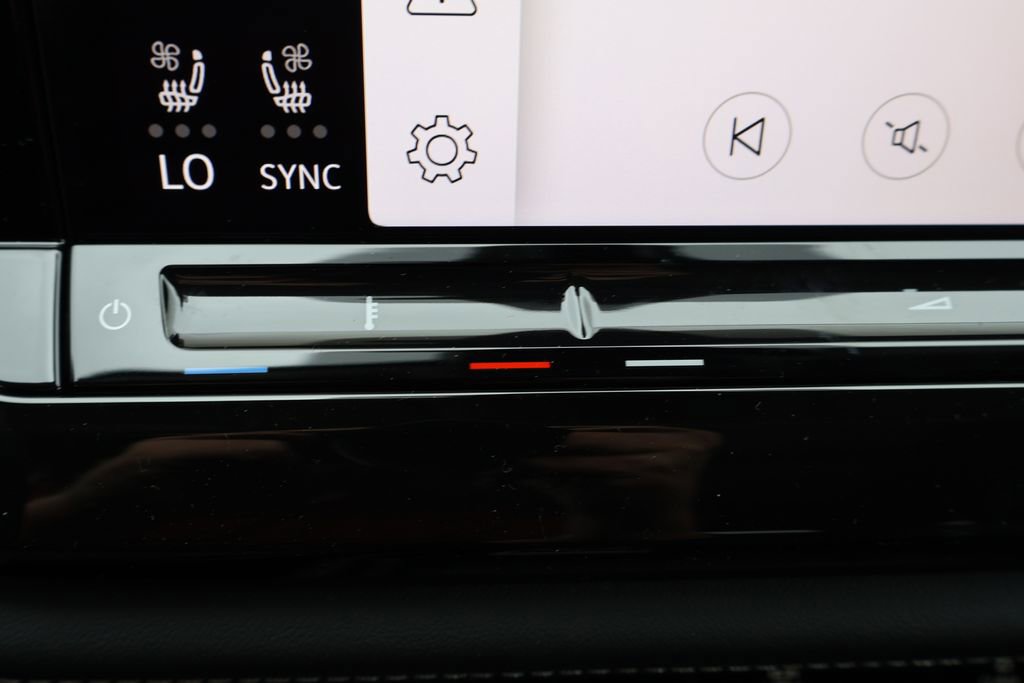 New 2026 Volkswagen Atlas SEL Premium R-Line image 30