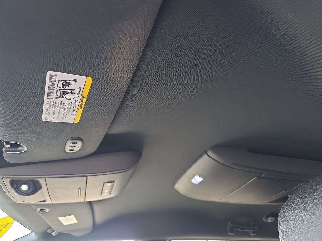 Used 2017 Dodge Grand Caravan GT image 32