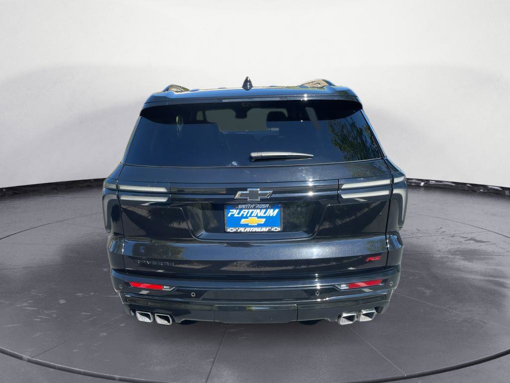 Used 2024 Chevrolet Traverse RS image 6