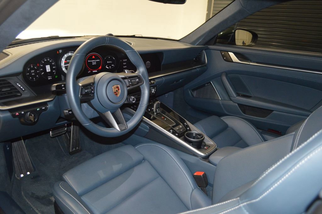 Certified 2025 Porsche 911 Turbo AWD/4WD image 15
