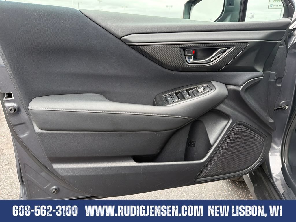 Used 2024 Subaru Outback Premium AWD/4WD image 10